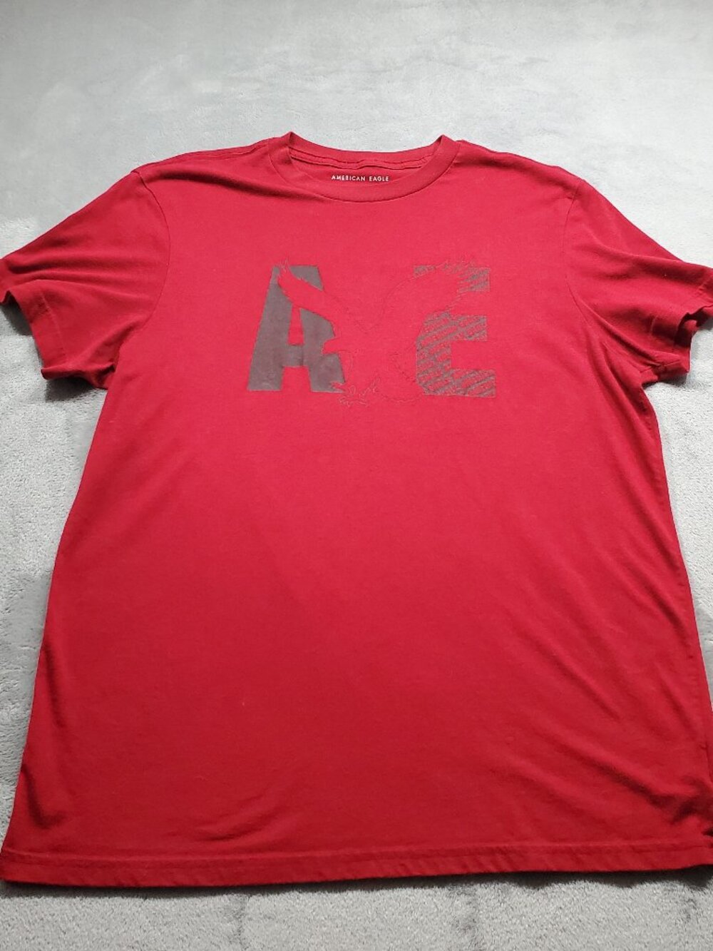 American Eagle Logo with Eagle Basic T-shirt Red Black Men Sz L